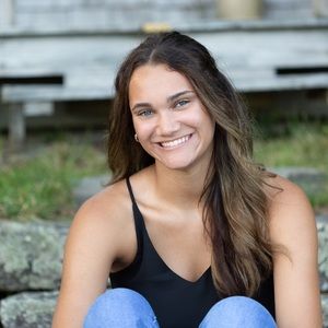 Meet your Posher, Alydia